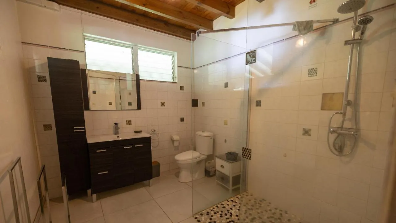 Villa Piscine Bord De Mer 3 Chambres Case-Pilote 0*,